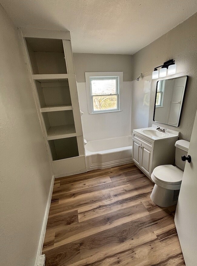 Photo - 211 #A W South St