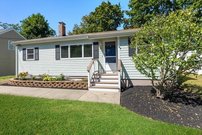Building Photo - 36 Gilford Rd Rental