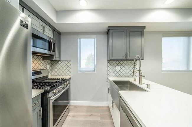 Photo - 4820 St Charles Pl