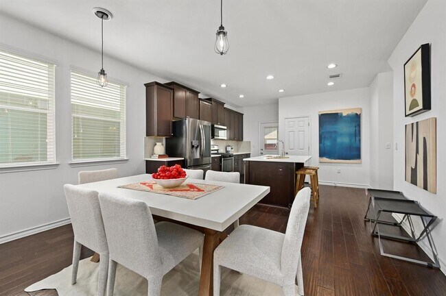 Photo - 5400 Golden Canary Ln Unit 49