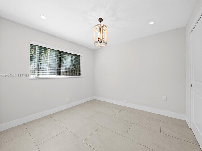 Photo - 1305 SE 1st St Unit 2