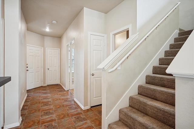 Photo - 10354 Waterbury Dr