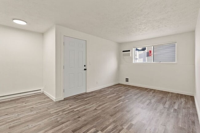 Photo - 2914 N Hogan St