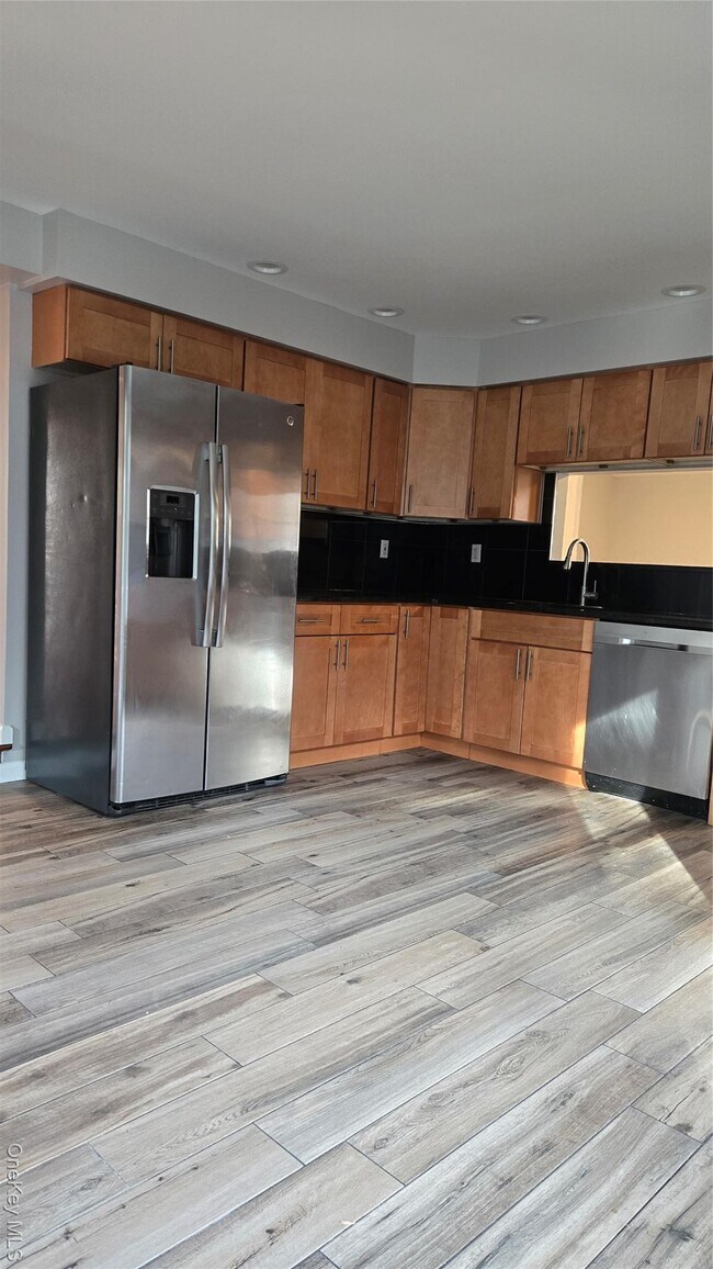 Photo - 37 E Rogues Path