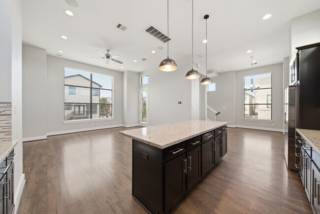 Photo - 1814 Thompson St