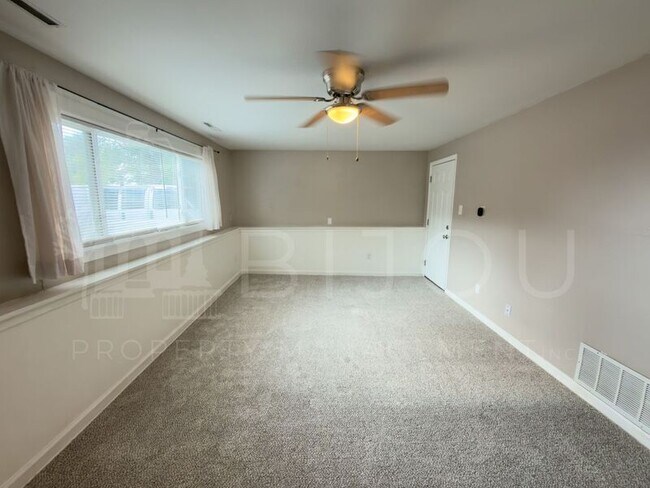 Photo - 2224 Cooper Ave
