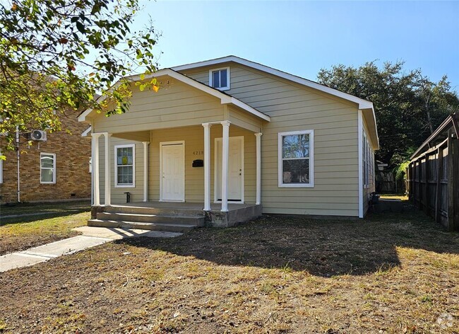 Building Photo - 4218 Lamar St Rental