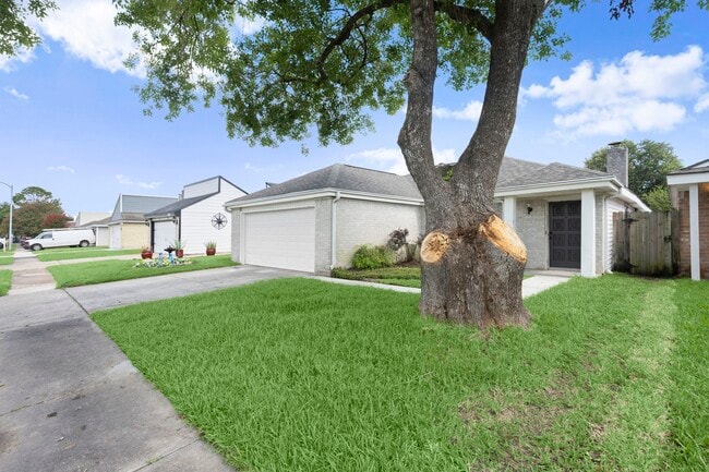 Photo - 11534 Willwood Dr