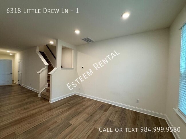 Photo - 6318 Little Drew Ln