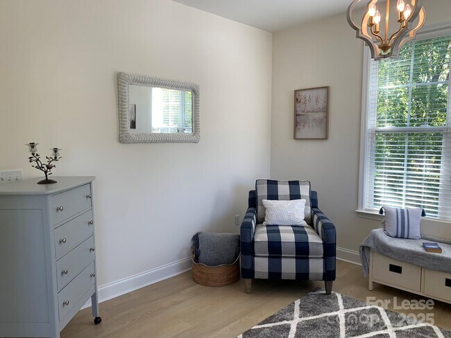 Photo - 9033 Rosalyn Glen Rd