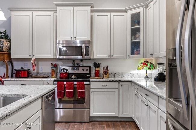 121 Seminole Ln