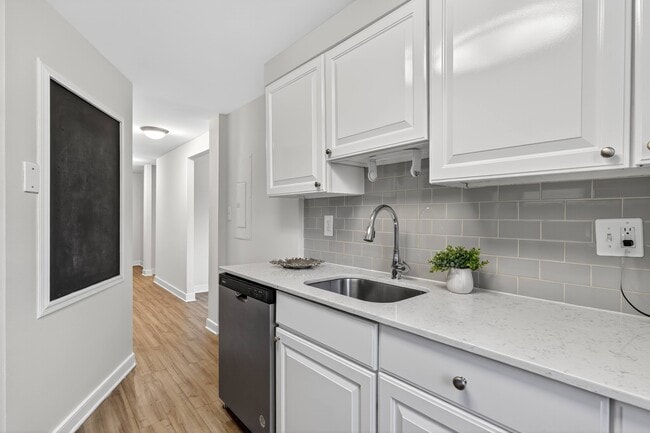 The Saratoga Apartments