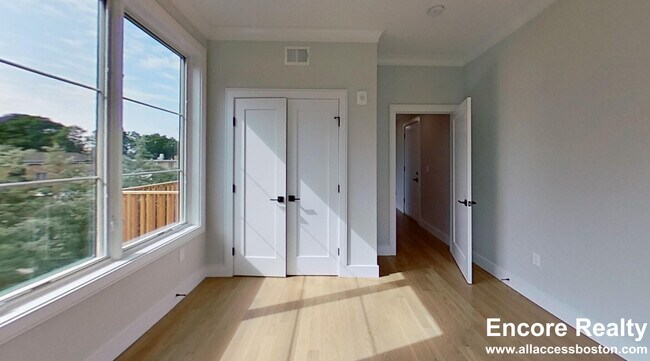 Photo - 104-106 Warren St. Unit 11 Unidad 11