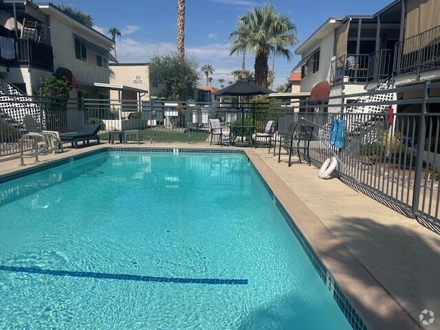 Building Photo - 45296 Panorama Dr Unit B4 #2 Rental