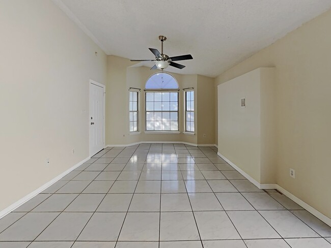 1603 Winter Green Blvd