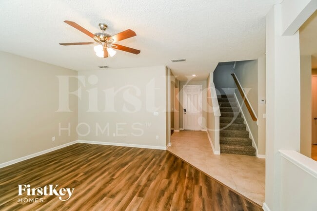 Photo - 1504 Falabella Dr