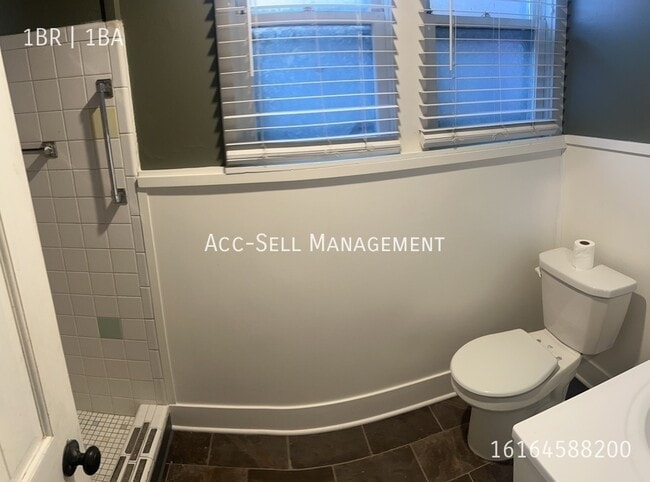 Photo - 1571 Plainfield Ave NE Unidad #1