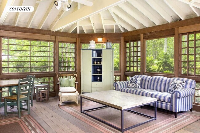 Photo - 38 Brander Pkwy