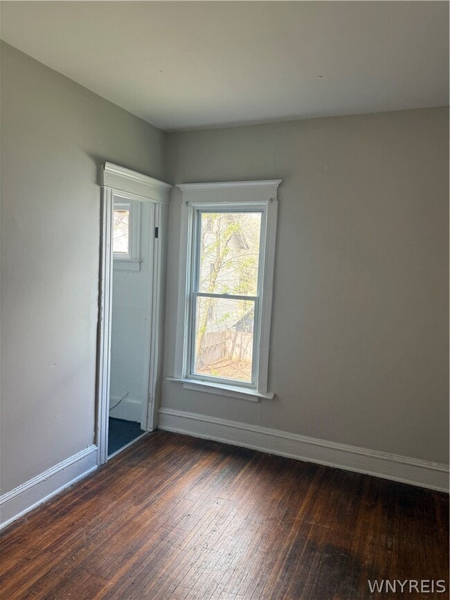 Photo - 238 Oxford Ave