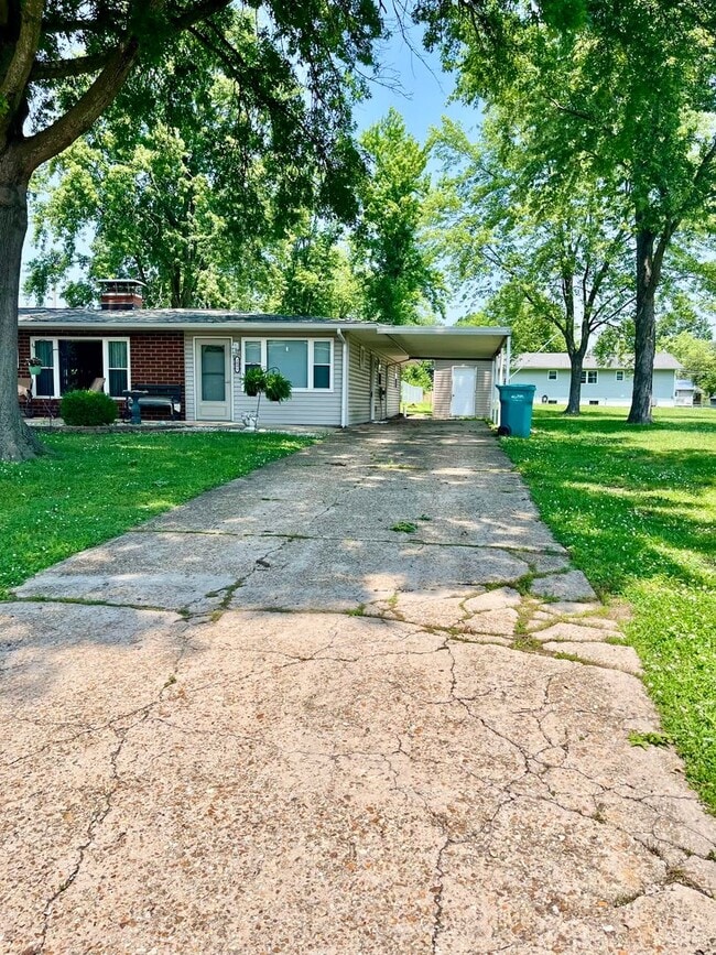 Duplex | 1 Bed | 1 Bath - Duplex | 1 Bed | 1 Bath House