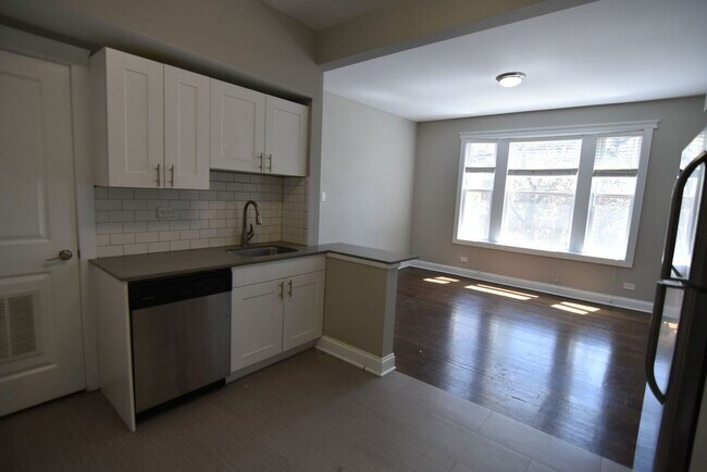 Photo - 700 W Grace St Unit 3802-2