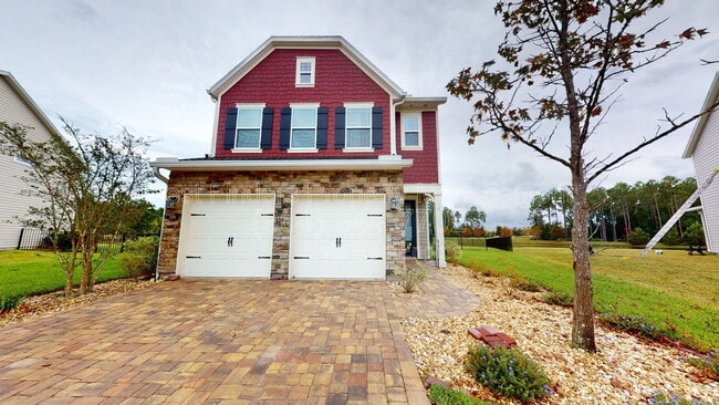 Building Photo - 201 Silver Creek Pl