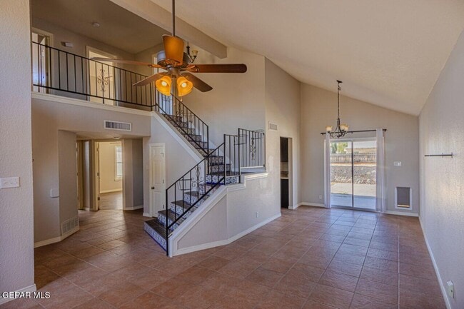 Photo - 5717 Saplinas Rd