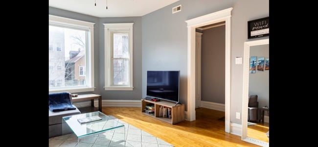 Photo - 1441 N Washtenaw Ave Unit 2