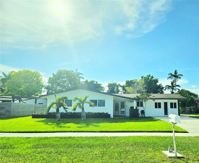 Building Photo - 19000 Sterling Dr Rental
