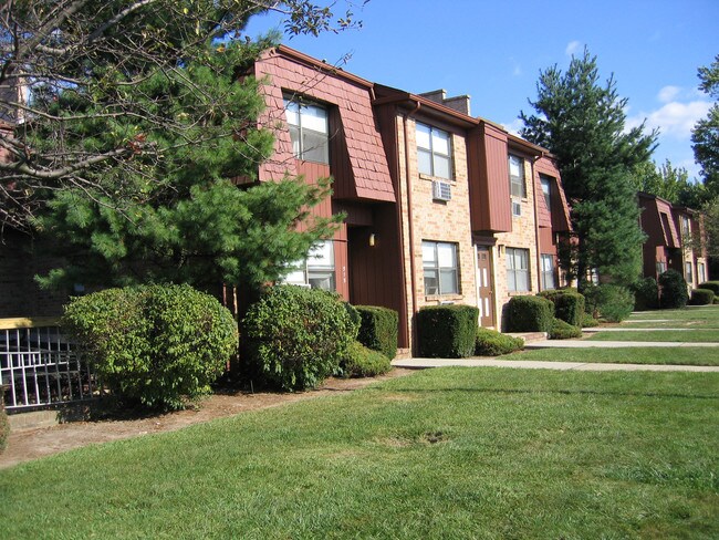North Brunswick Manor