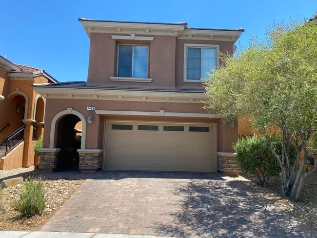 Building Photo - 7469 Calzado Dr