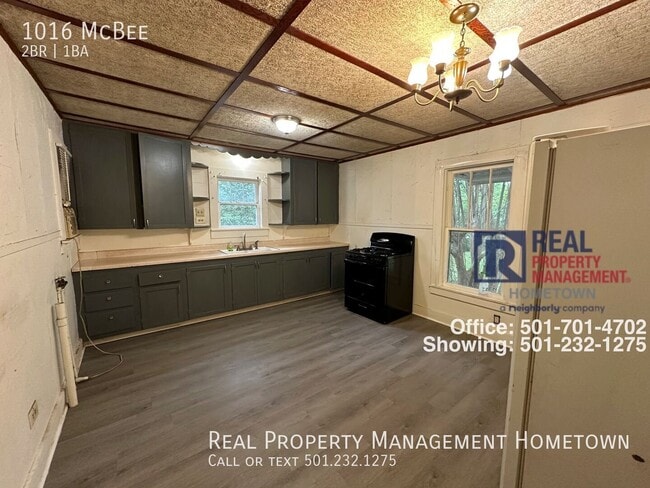 Photo - 1016 McBee-