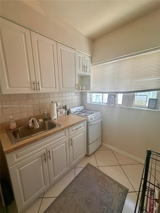 Photo - 330 74th St Unit 16