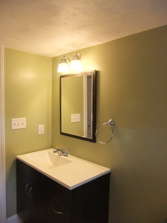 Photo - 460 Pond St Unit Rear