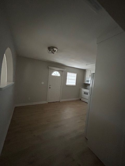 Photo - 210 S 1st Ave