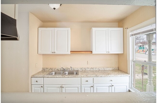 928 Poinsettia St Unidad 928 Poinsettia
