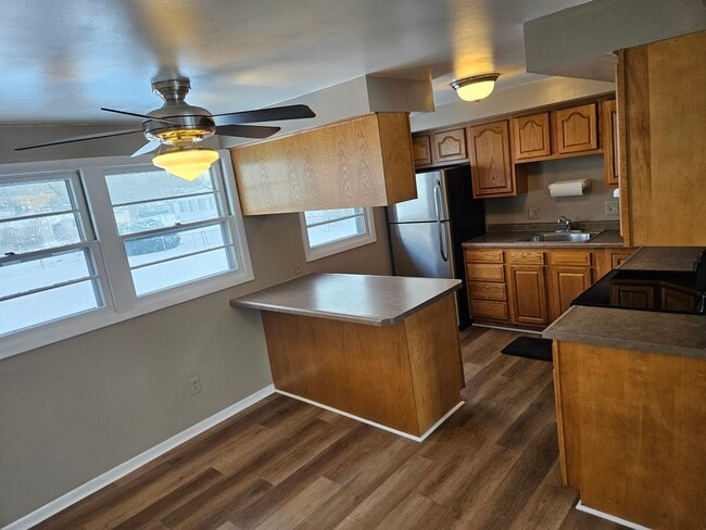 Photo - 3922 Springwood Dr