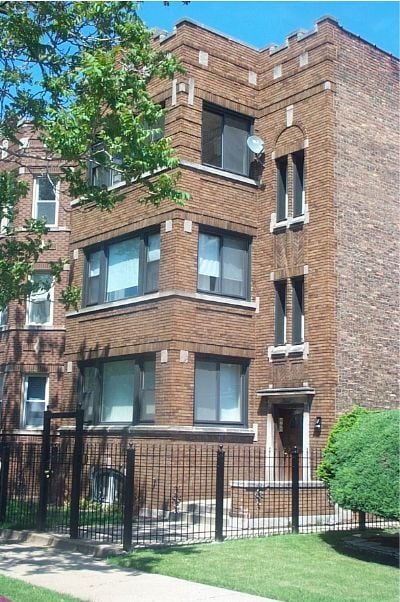 Building Photo - 8205 S Laflin St Unit Laflin 1st Floor