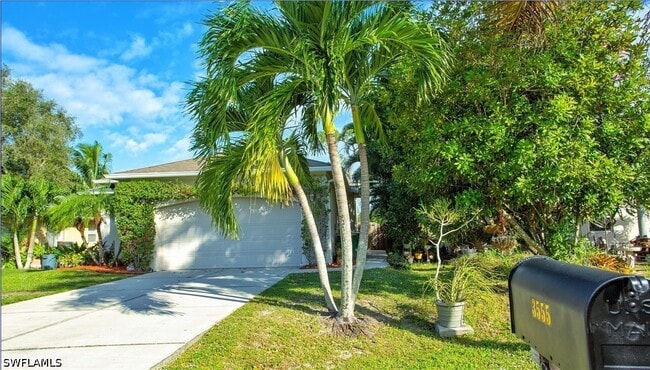 Photo - 3555 Poinsettia Ave