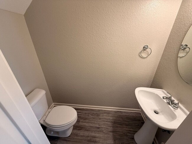 Photo - 2403 Talbott Way