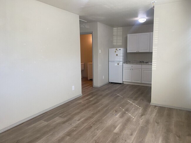 Photo - FULLY FURNISHED - ALL BILLS PAID Apartment in Big Spring TX Unit 2105 S Main G
