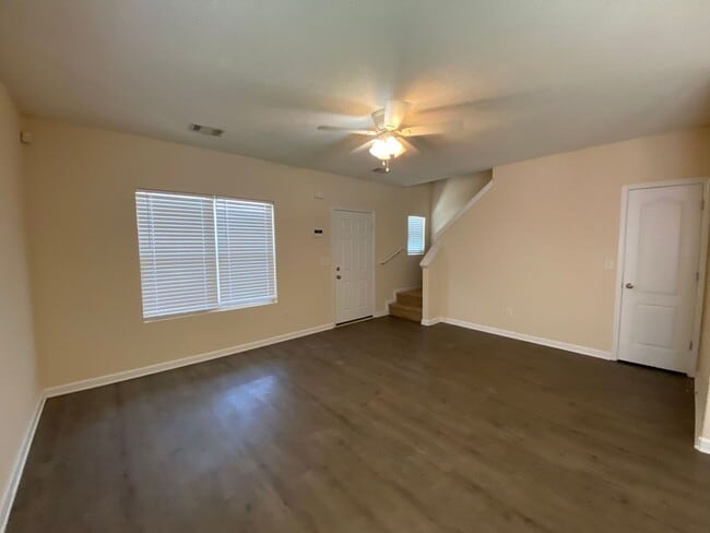 Photo - LEASING FOR AUGUST 2025! FENCED IN YARD!!