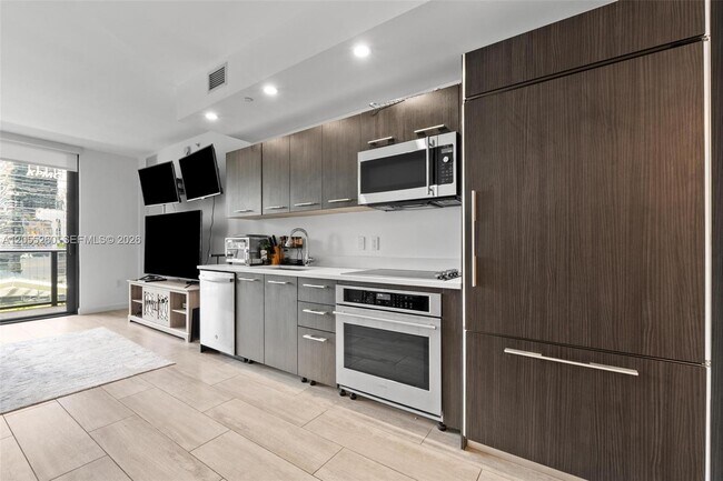 Photo - 45 SW 9th St Unidad 1109
