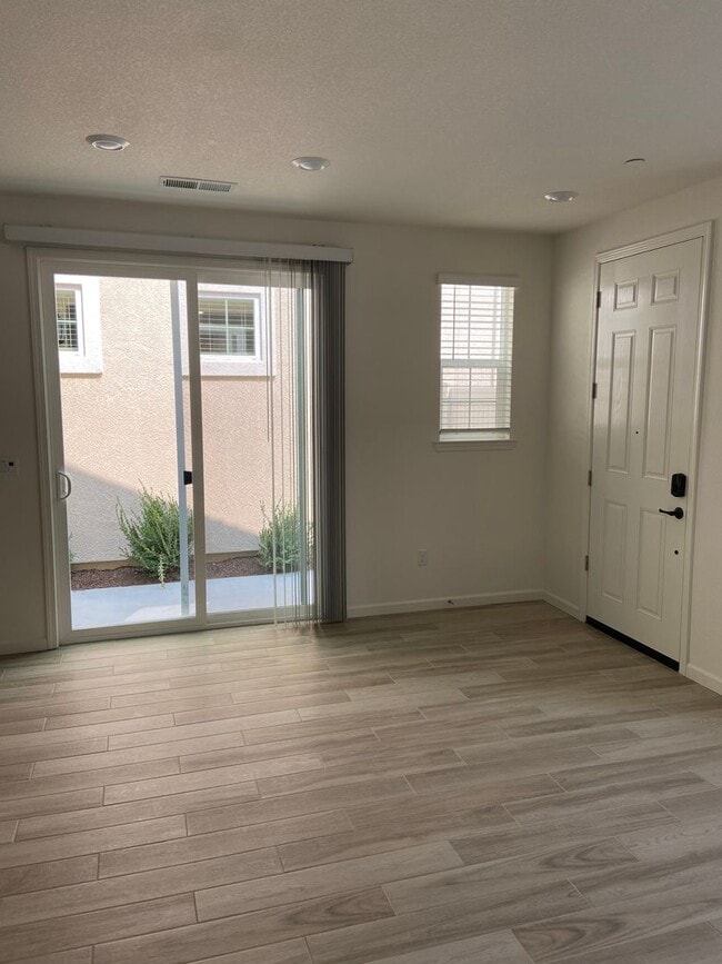 Photo - Newer solar home! 3 Bdrm, 3 Bath home off Parkside & Woodcreek Oaks Blvd