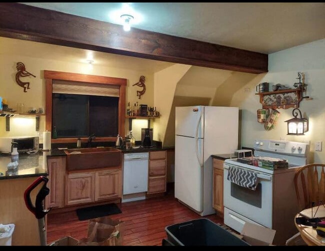 kitchen - 934 Catamount Dr