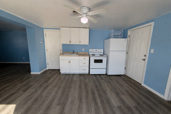 Photo - 145 Harris St Unit 145