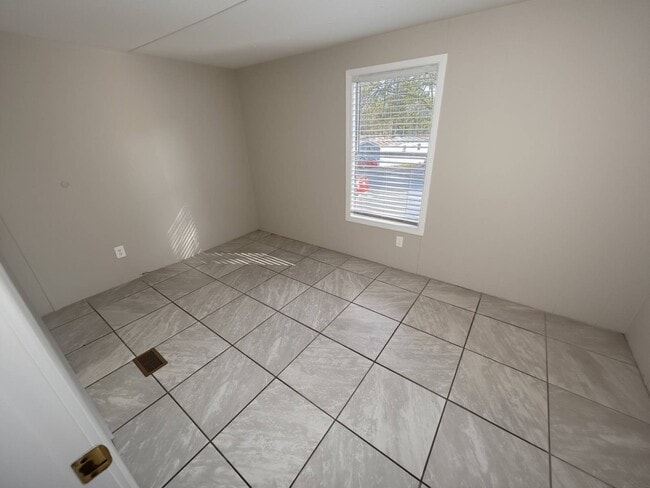 Photo - 3118 Dudley Rd