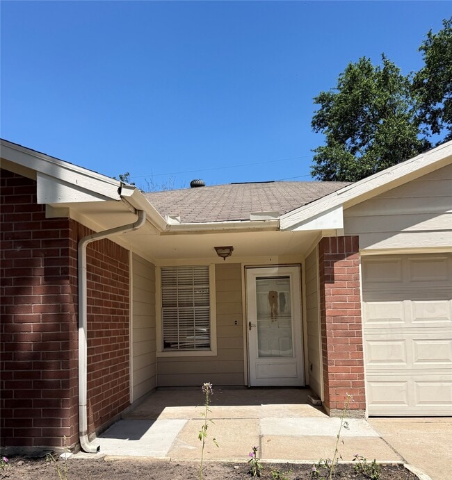 Photo - 14419 Golden Cypress Ln