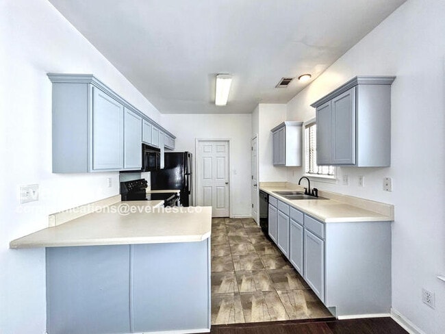Photo - 1079 River Isle Dr