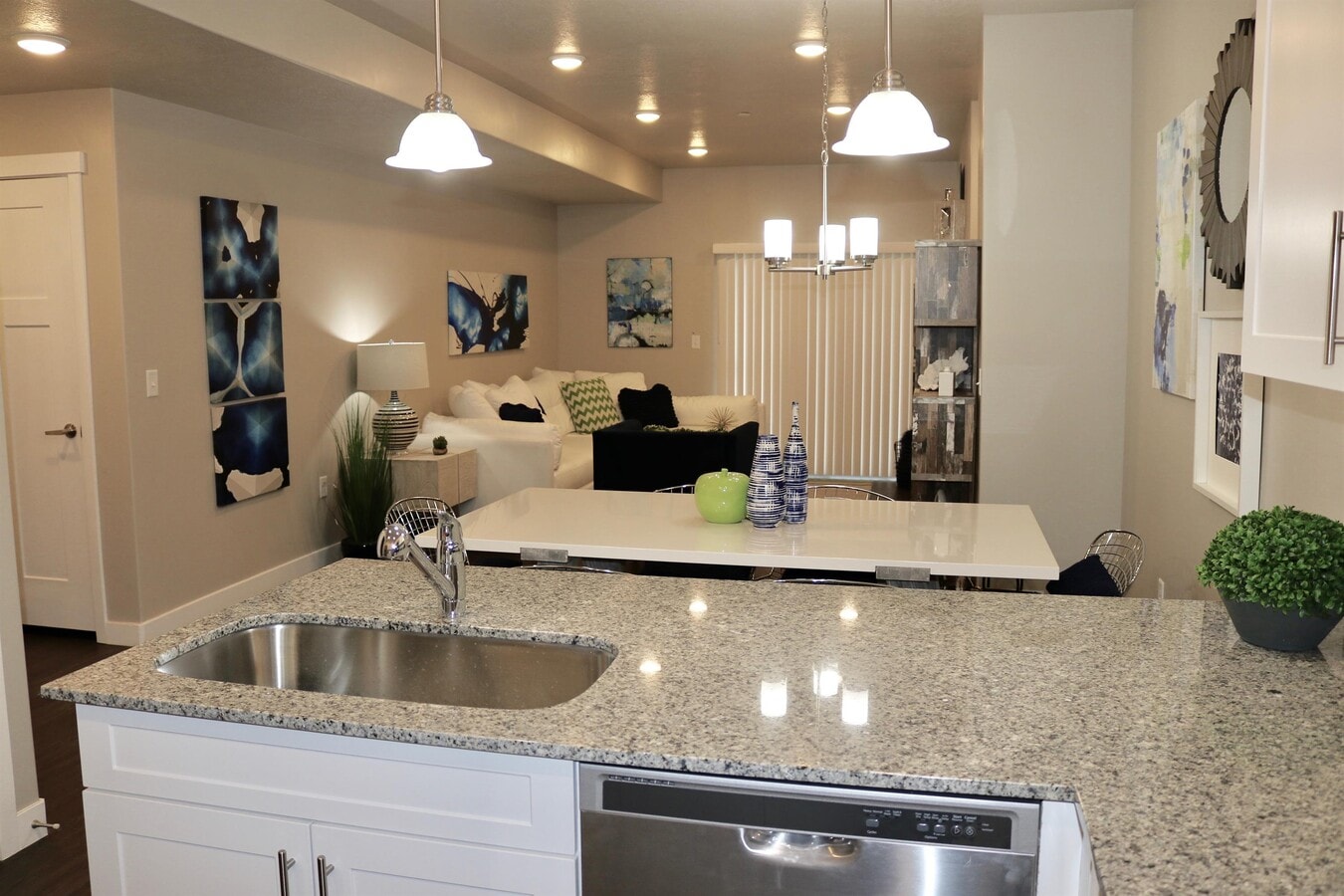 Photo - 284 N 590 E Unit 206